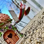 Cozy Hideout - Condo Hotel